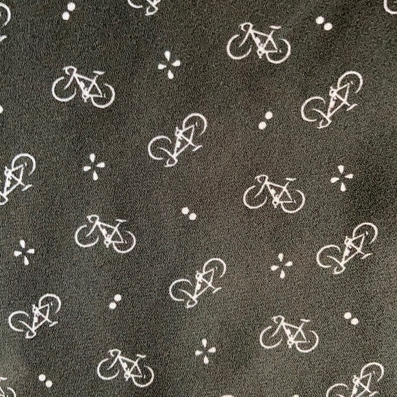Bicycle button down top - Picture 3 of 4